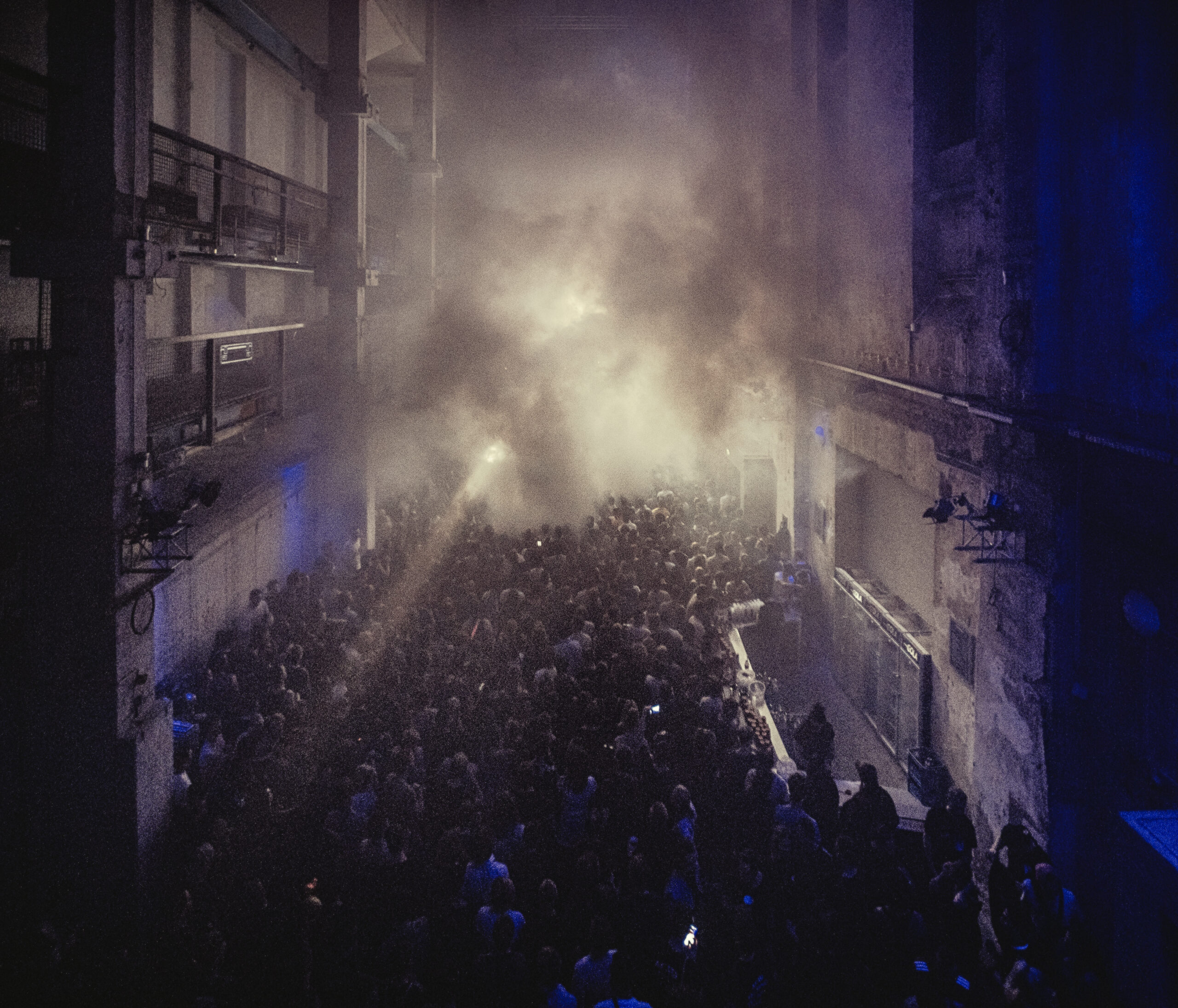 Rave im Mixed Munich Arts - Licht und Stimmung.
