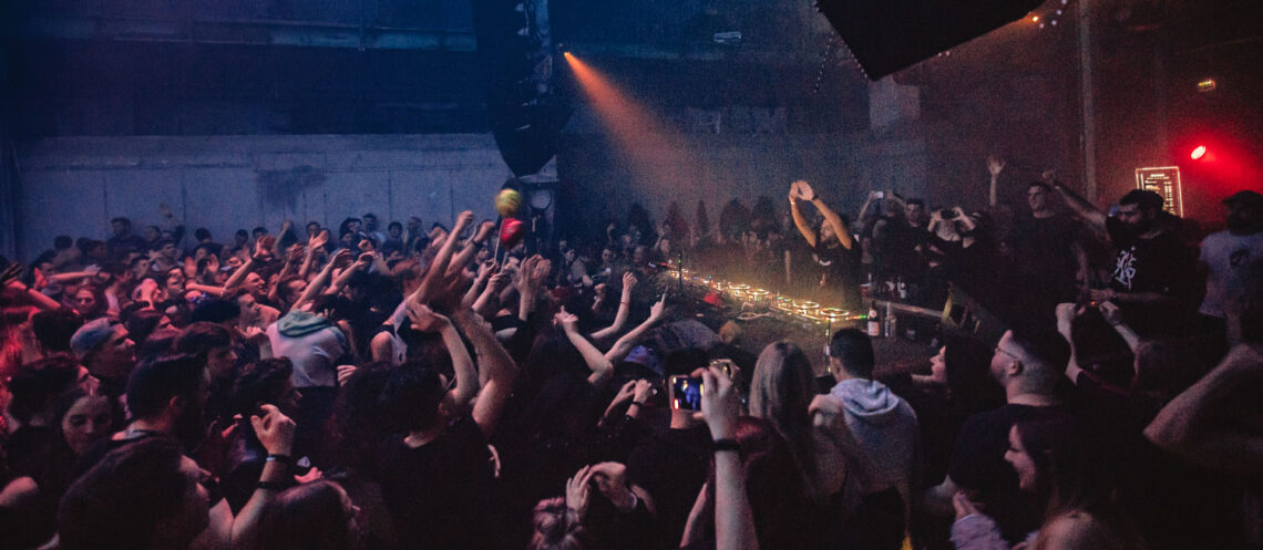 Enrico Sangiuliano im Mixed Munich Arts, Blick auf die DJ Booth